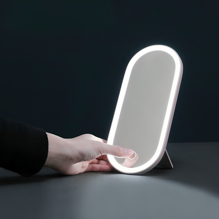 MYLED™ - Make-up Box with Led Mirror