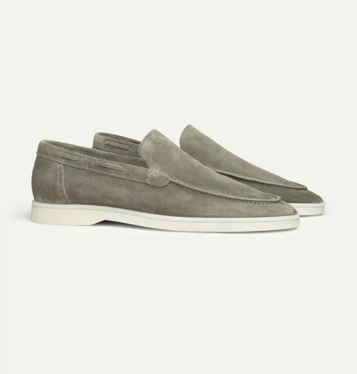 GIO - Classic Suede Loafer